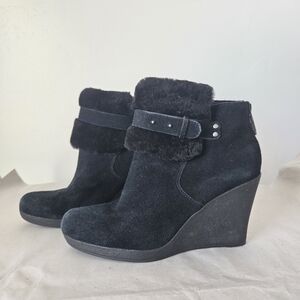 UGG Antonia Wedge Heel Bootie Ankle Boot Black Suede Sherpa Warm Winter Size 9
